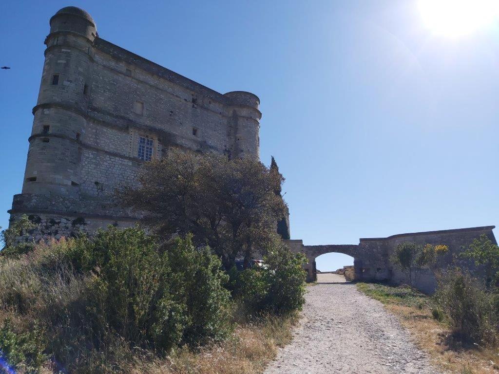 Gite Dans Les Pins Avec Piscine Villa Mazan Exterior foto