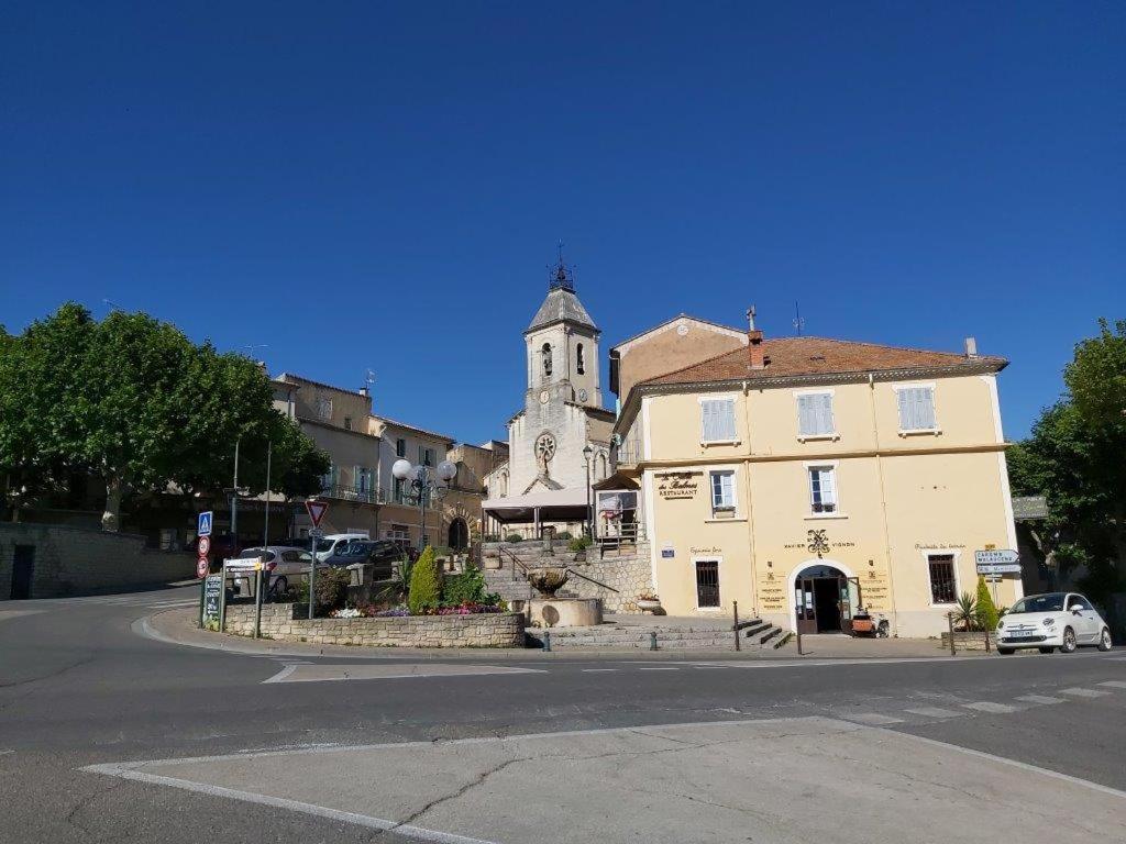 Gite Dans Les Pins Avec Piscine Villa Mazan Exterior foto