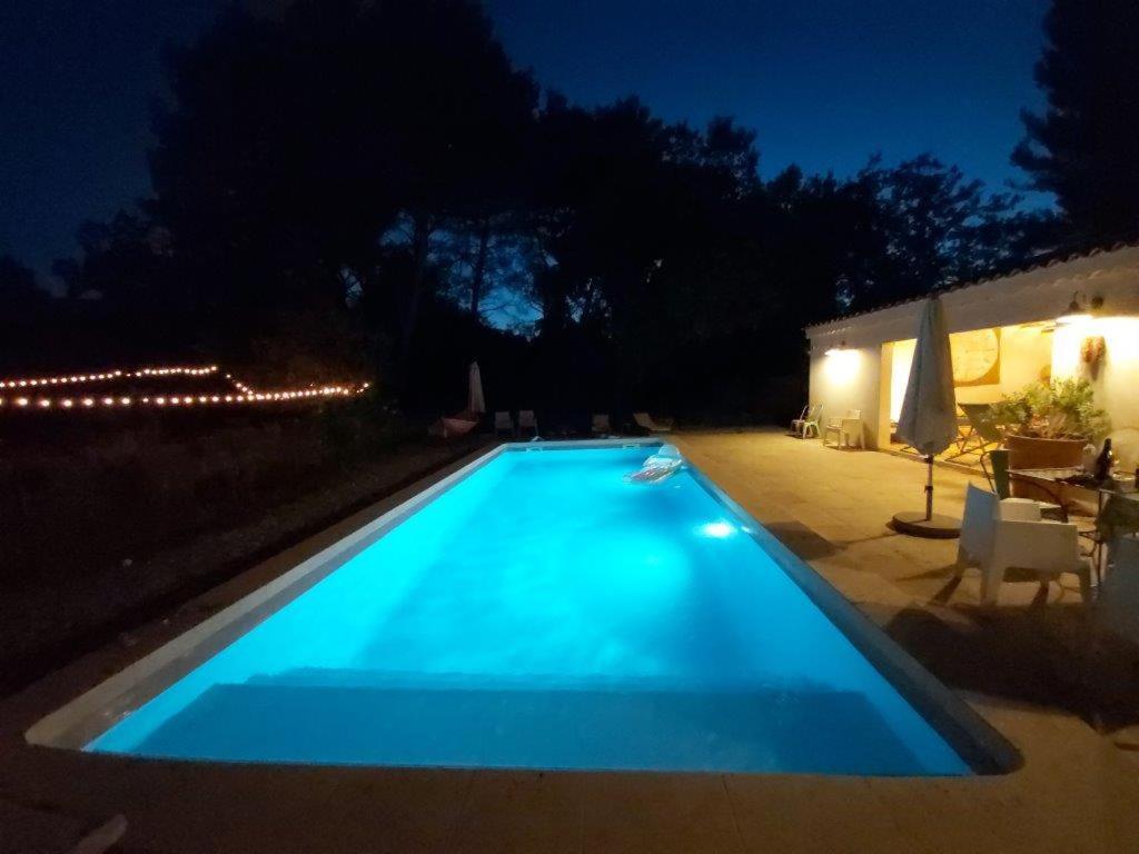 Gite Dans Les Pins Avec Piscine Villa Mazan Exterior foto